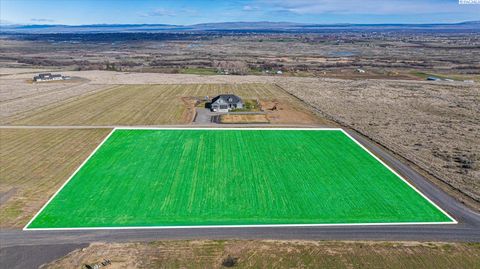 Photo of NKA Byron Hill Rd Lot #1, Prosser, WA 99350 (MLS # 291090)