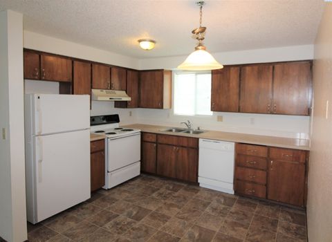 Photo of 31 N 46th Street #A, West Richland, WA 99353 (MLS # 288291)