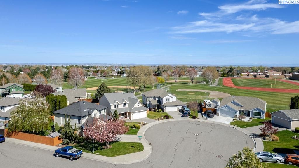 Photo of 3409 S Buntin St, Kennewick, WA 99337 (MLS # 291851)