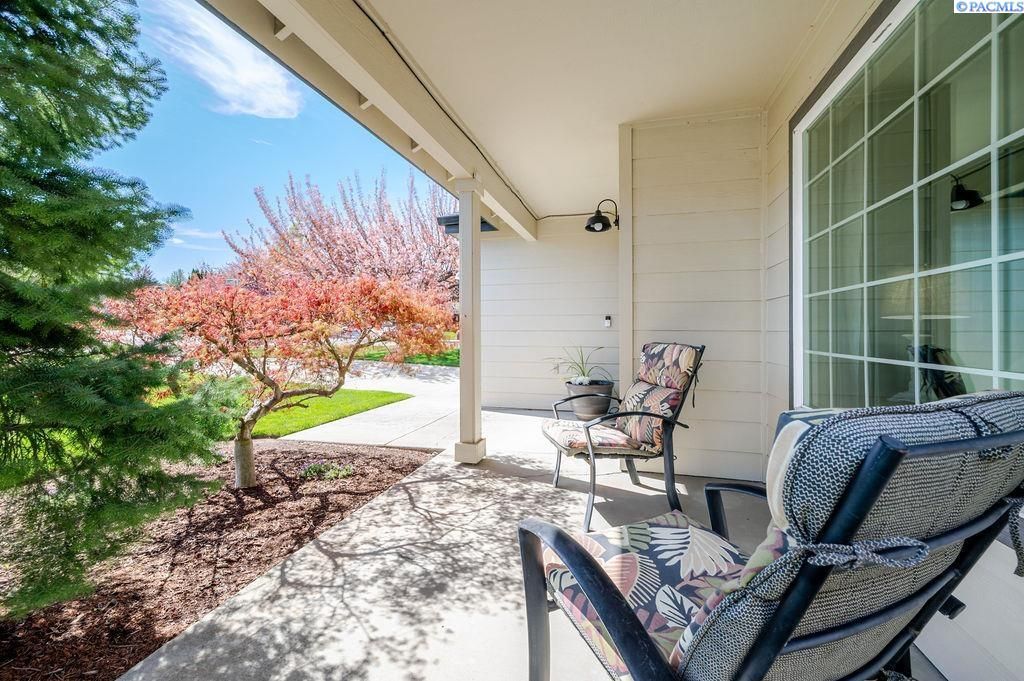 Photo of 3409 S Buntin St, Kennewick, WA 99337 (MLS # 291851)