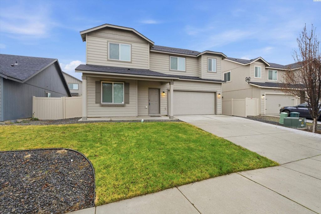 Photo of 2161 W 22nd Ave, Kennewick, WA 99337 (MLS # 290252)