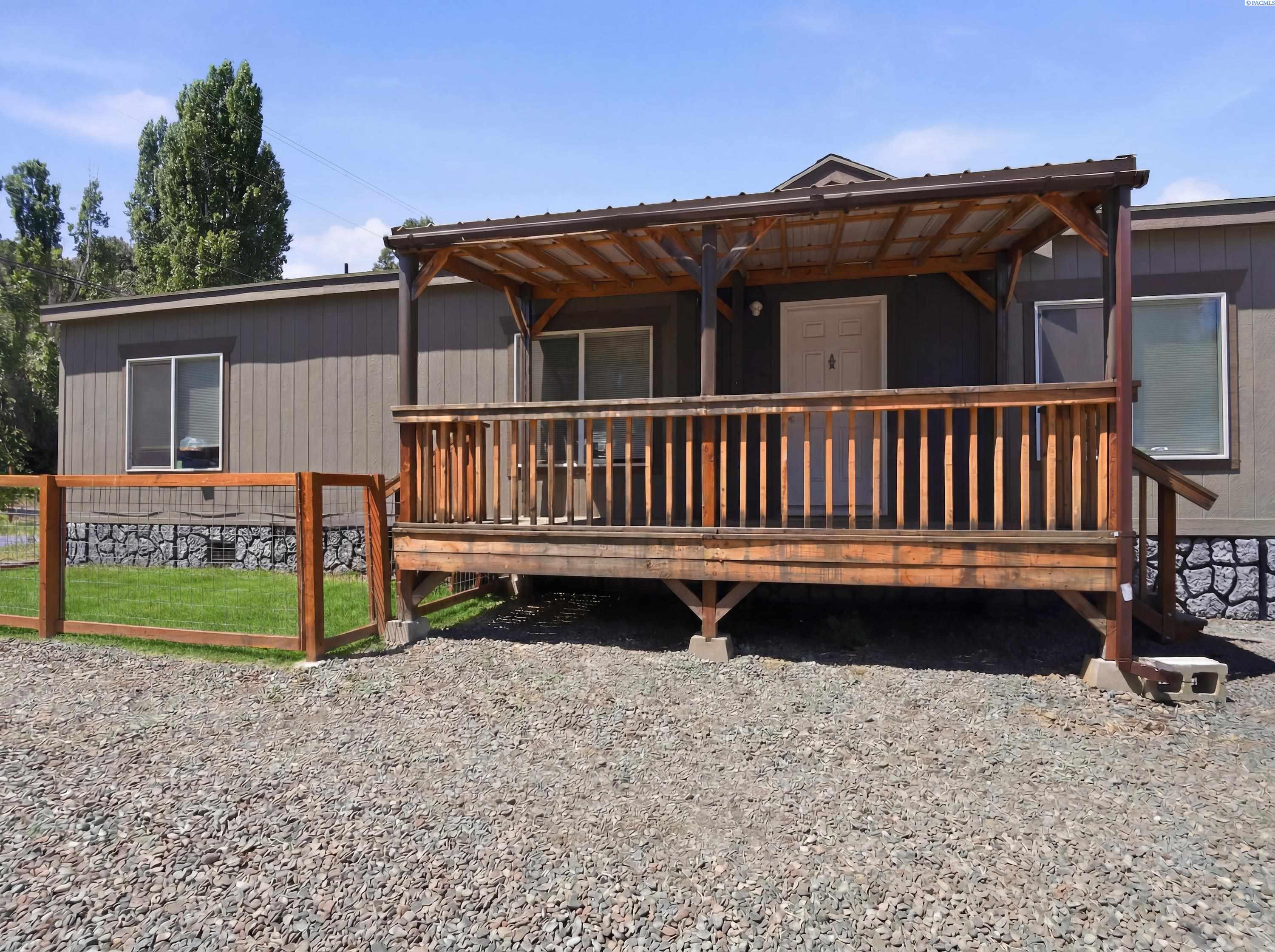 Photo 1 of 32 — 1155 SE Professional Mall Blvd #312, Pullman, WA 99163