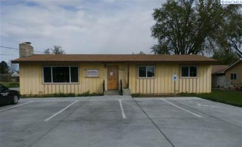 Photo of 3503 W Sylvester St, Pasco, WA 99301 (MLS # 289383)