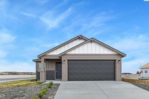 Photo of 286 Dewberry Pl, Kennewick, WA 99336 (MLS # 293102)