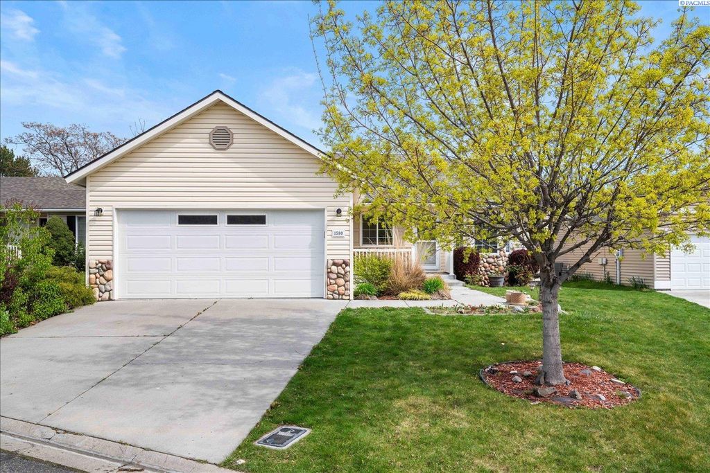 Photo of 1580 Foxglove Ave, Richland, WA 99352 (MLS # 291769)