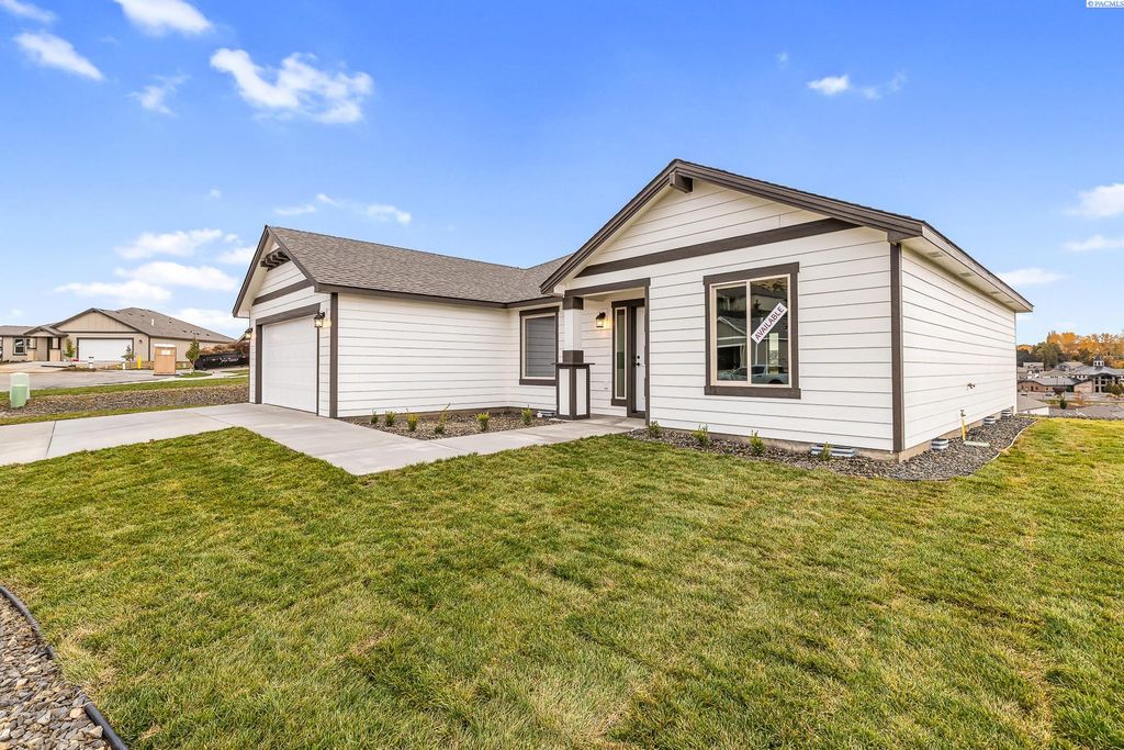 Photo of 6557 W 29th Ct, Kennewick, WA 99338 (MLS # 291681)