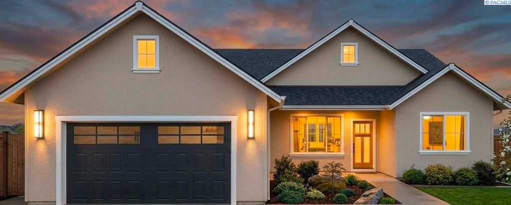 Photo of 308 Olivia, Sunnyside, WA 98944 (MLS # 291842)