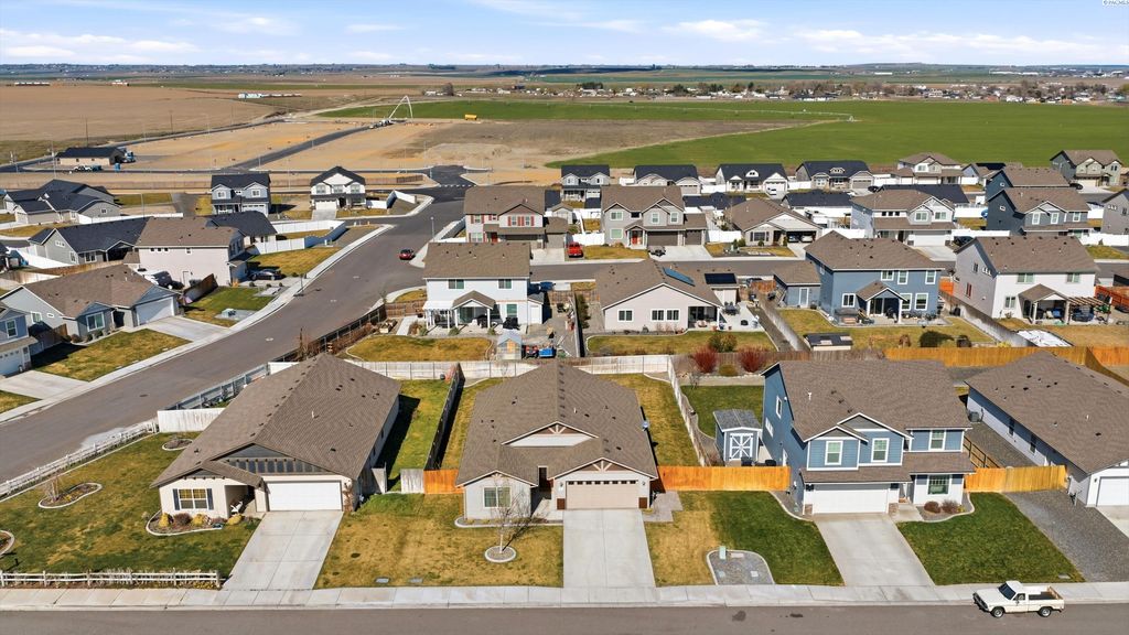 Photo of 4919 Antioch Dr, Pasco, WA 99301 (MLS # 291139)