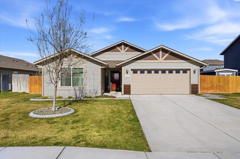 Photo of 4919 Antioch Dr, Pasco, WA 99301 (MLS # 291139)