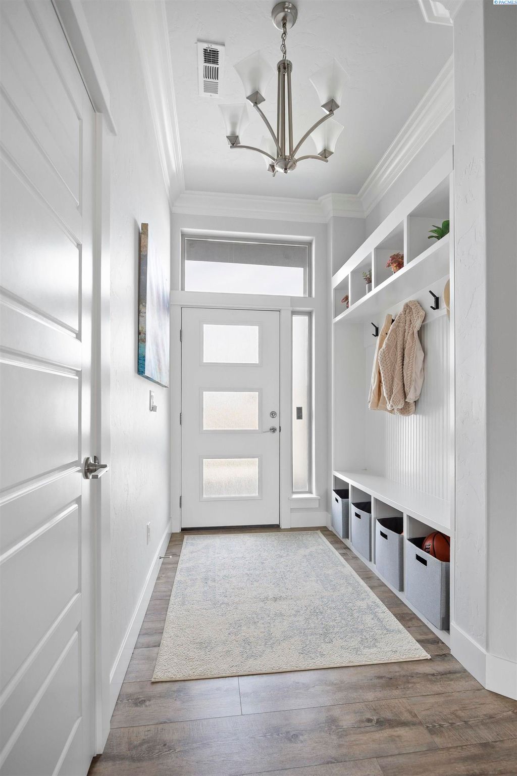 Photo of 7185 Corsica Street, West Richland, WA 99353 (MLS # 291787)