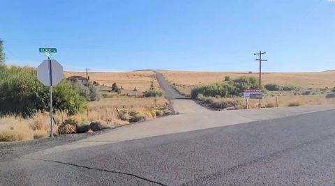 Photo of 17 Turpin Rd (Lot 7), Mabton, WA 98935 (MLS # 290168)