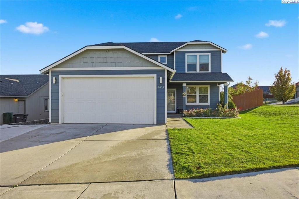 Photo of 9409 W 8th Place, Kennewick, WA 99336 (MLS # 288551)