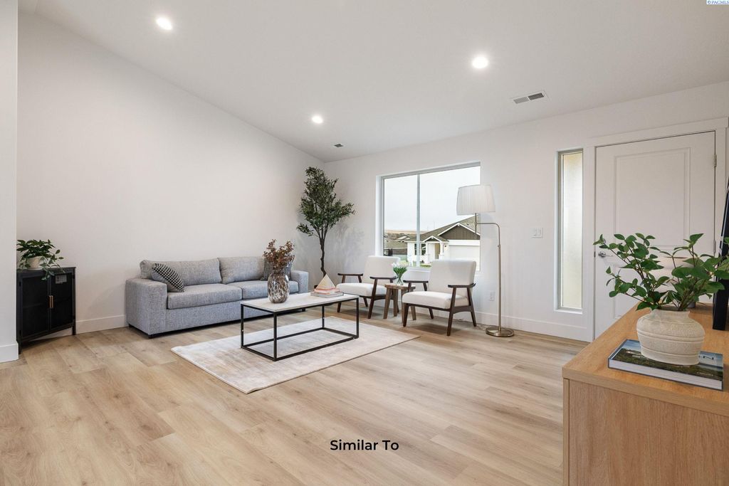 Photo of 238 N Dewberry Pl, Kennewick, WA 99336 (MLS # 291434)