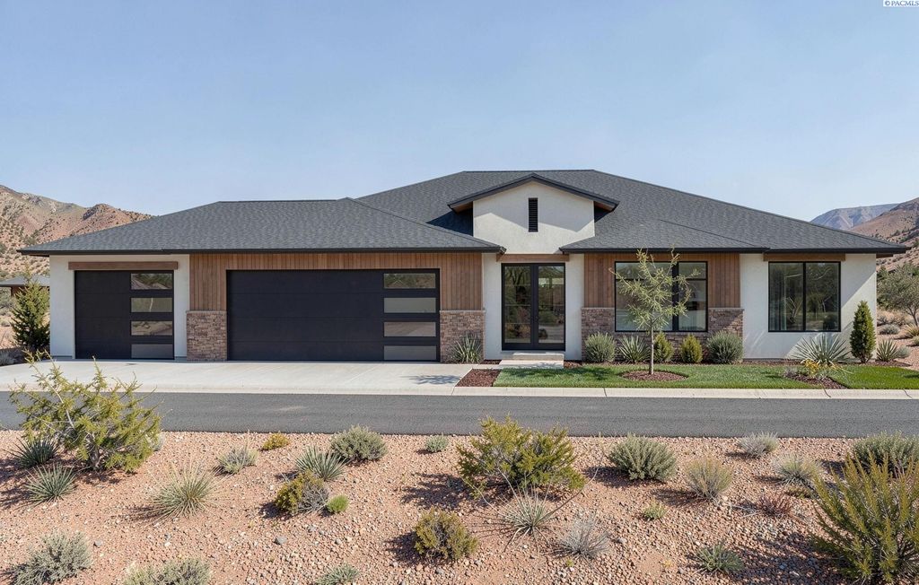 Photo of 1045 Suncrest Trl, Richland, WA 99352 (MLS # 292306)