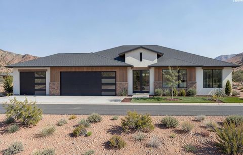 Photo of 1045 Suncrest Trl, Richland, WA 99352 (MLS # 292306)