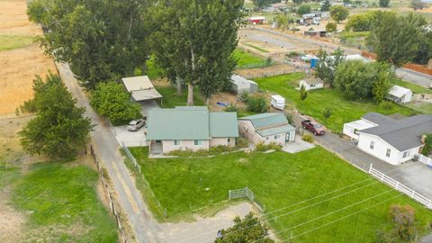 Photo of 41406 S Finley Rd, Kennewick, WA 99337 (MLS # 287868)