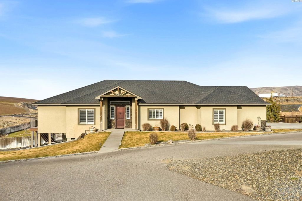 Photo of 105 S 716 Pr Se Pr, Kennewick, WA 99338 (MLS # 290357)