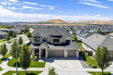 Photo of 4727 Smitty Drive, Richland, WA 99352 (MLS # 294602)