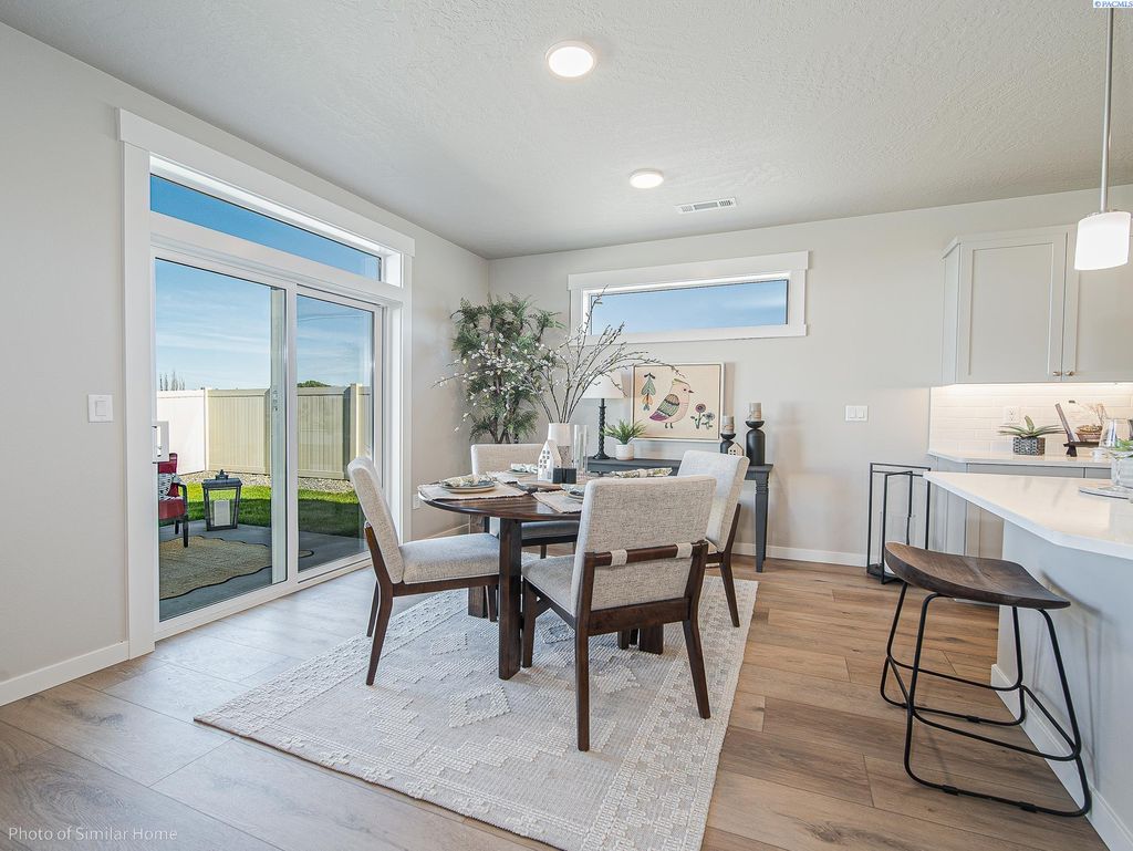 Photo of 7160 W 24th Ave, Kennewick, WA 99338 (MLS # 291046)