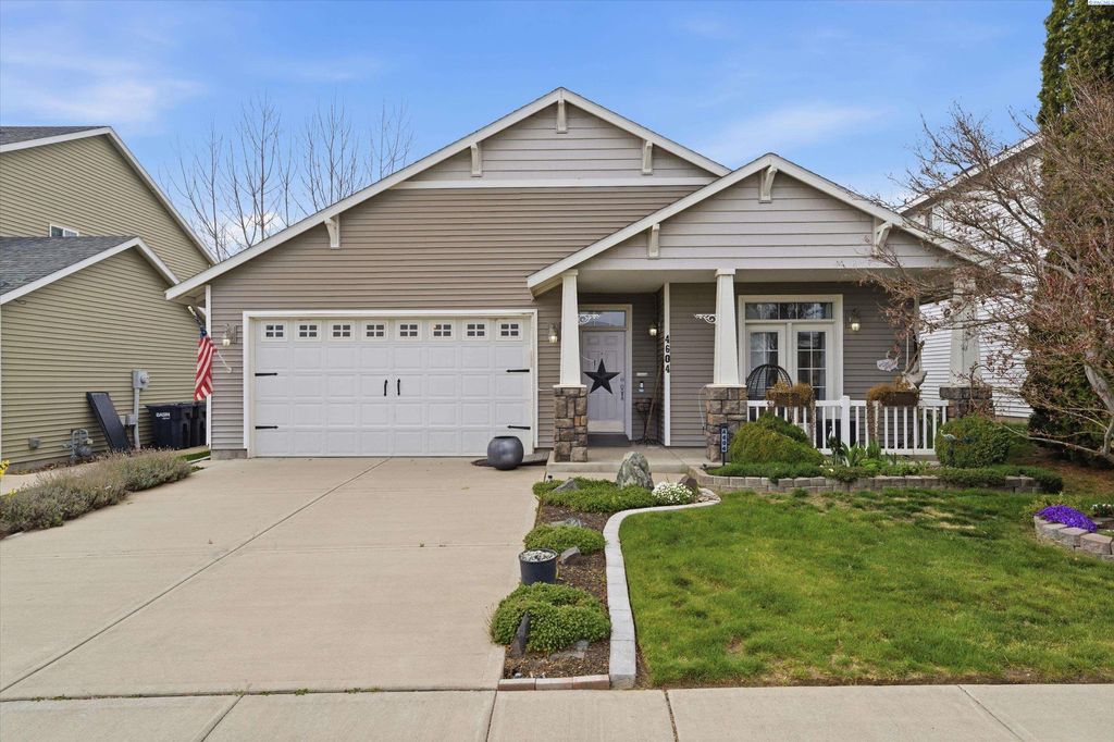 Photo of 4604 Arabian Lane, Pasco, WA 99301 (MLS # 291511)