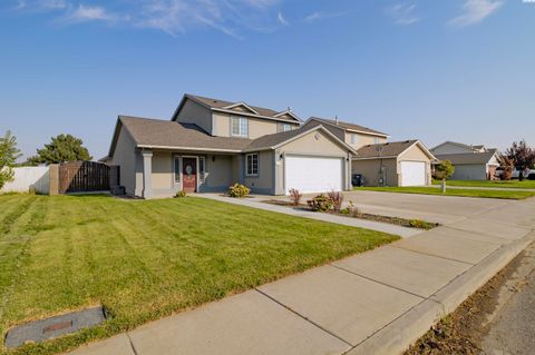 Photo of 1211 N Beech Ave, Pasco, WA 99301 (MLS # 287611)