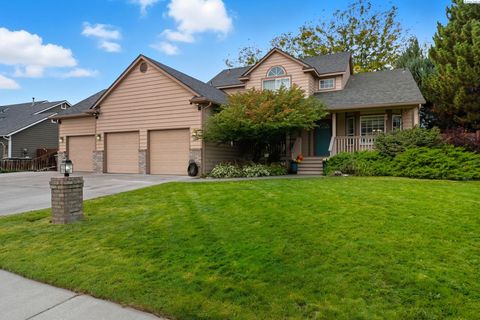 Photo of 204 Brookwood Loop, Richland, WA 99352 (MLS # 287994)
