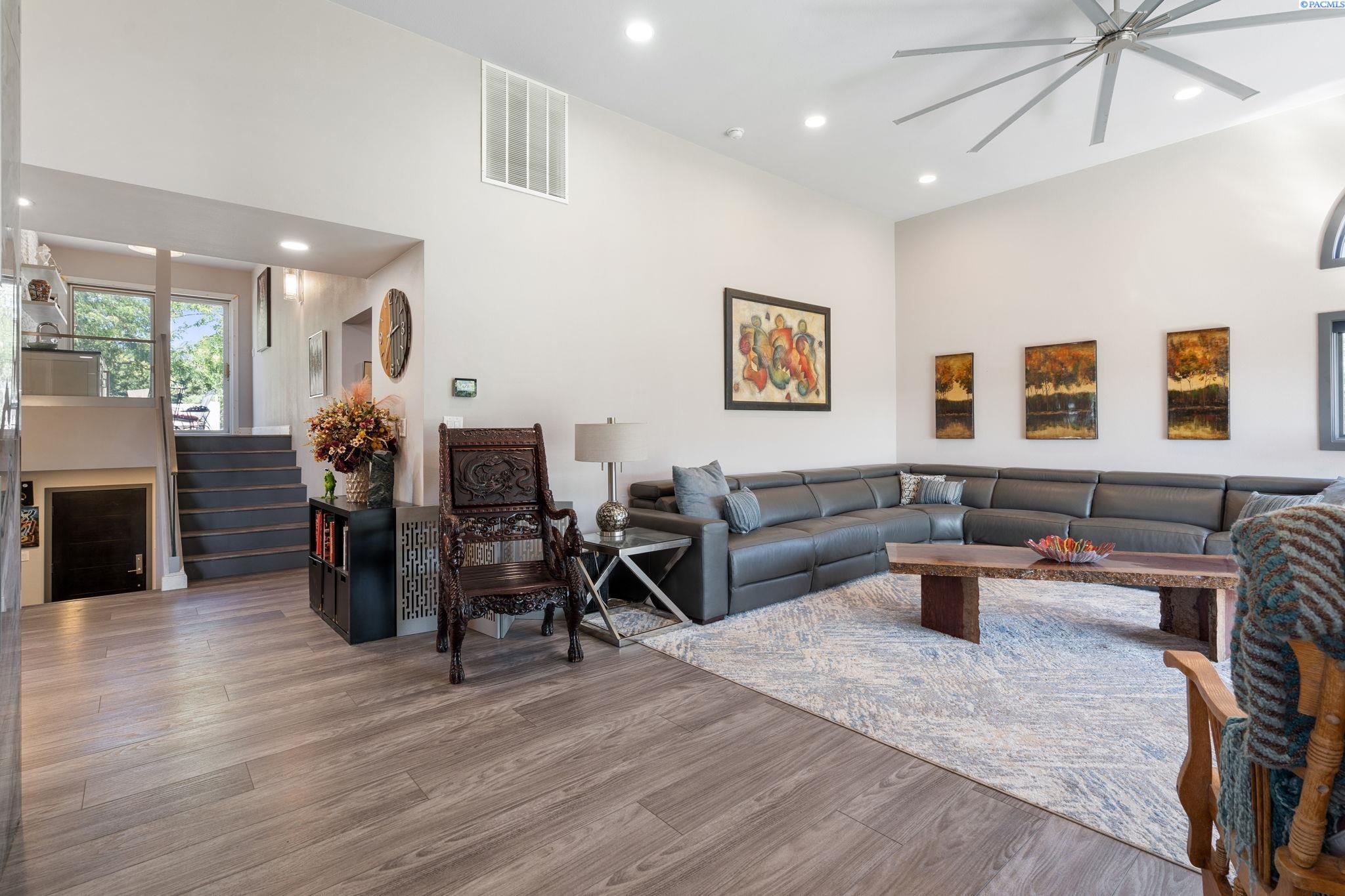 Pasco, Washington 99301, United States, 3 Bedrooms Bedrooms, ,3 BathroomsBathrooms,Residential,Active,150070