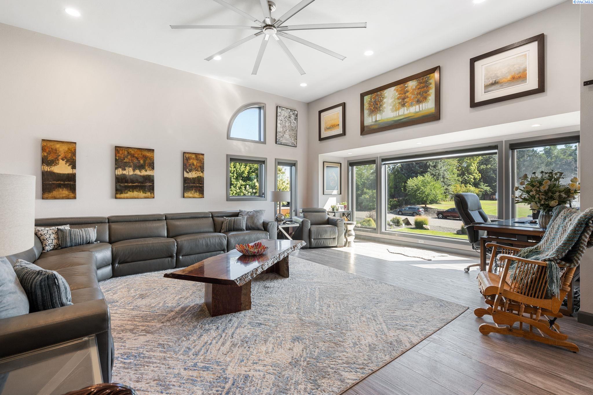 Pasco, Washington 99301, United States, 3 Bedrooms Bedrooms, ,3 BathroomsBathrooms,Residential,Active,150070