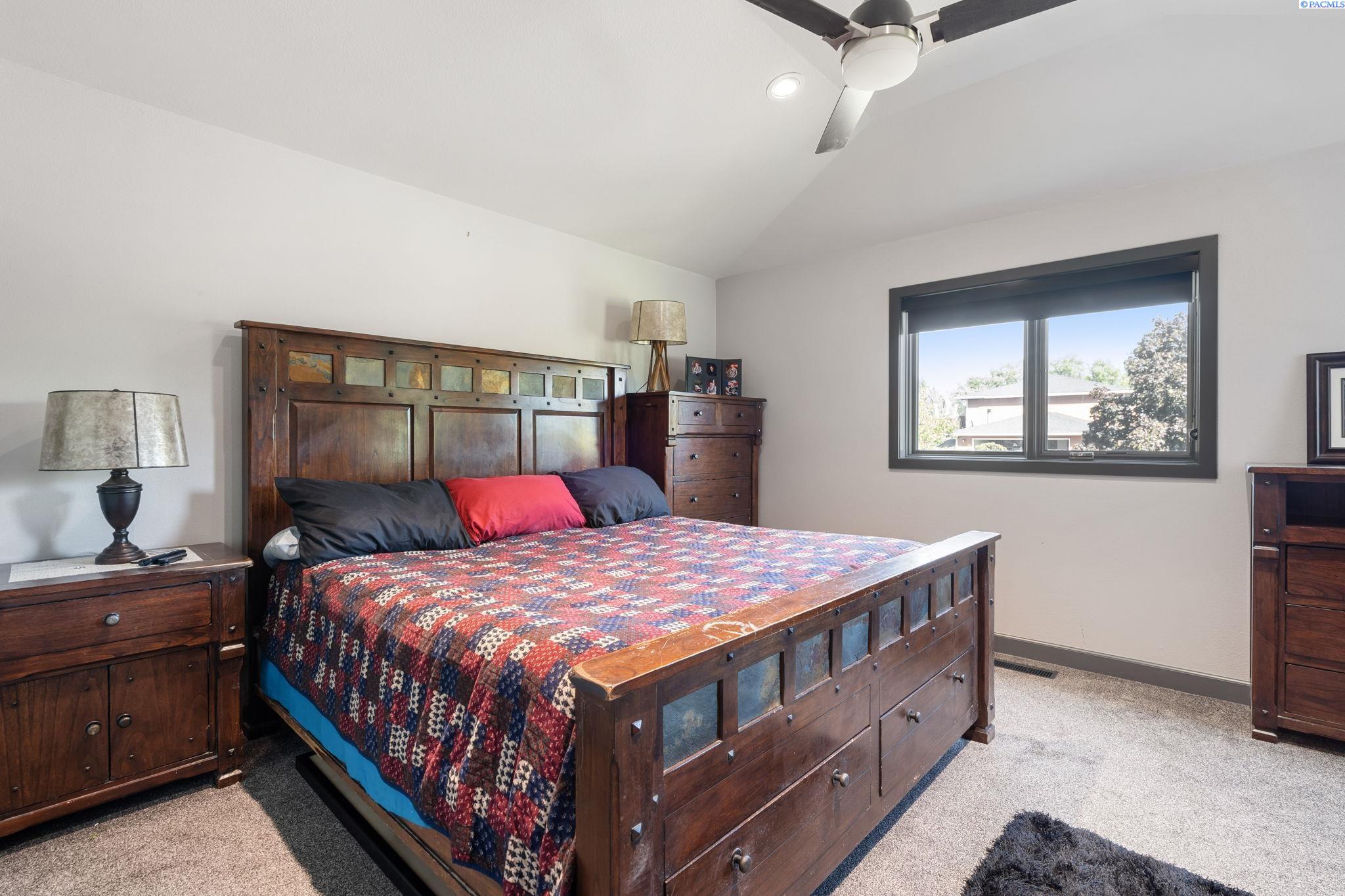 Pasco, Washington 99301, United States, 3 Bedrooms Bedrooms, ,3 BathroomsBathrooms,Residential,Active,150070