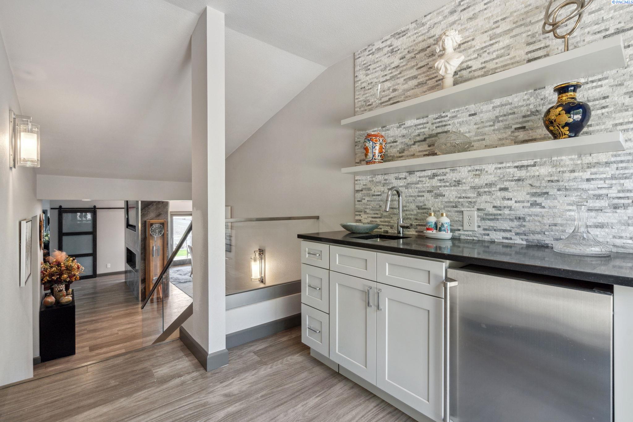 Pasco, Washington 99301, United States, 3 Bedrooms Bedrooms, ,3 BathroomsBathrooms,Residential,Active,150070