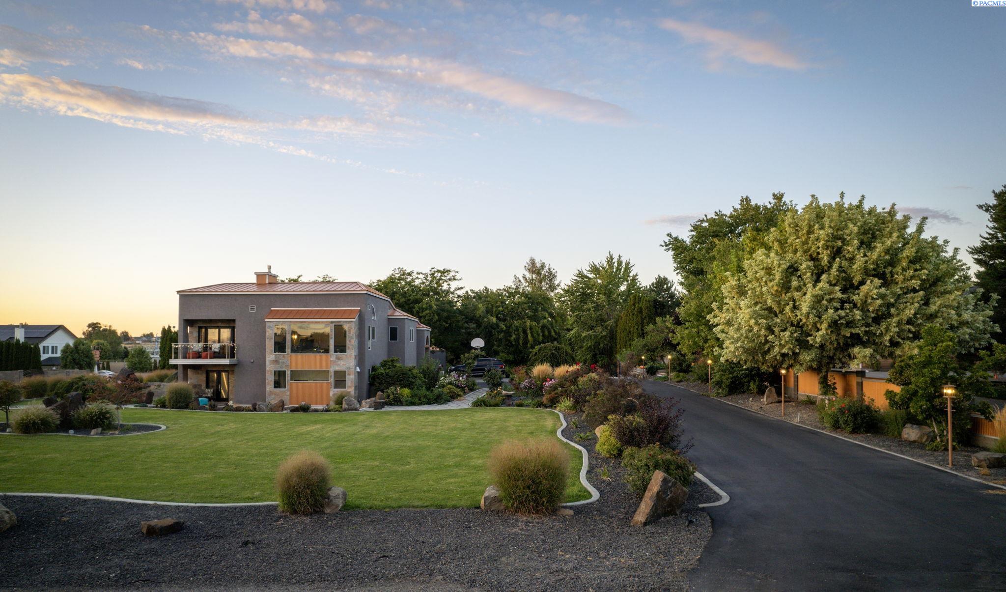 Pasco, Washington 99301, United States, 3 Bedrooms Bedrooms, ,3 BathroomsBathrooms,Residential,Active,150070