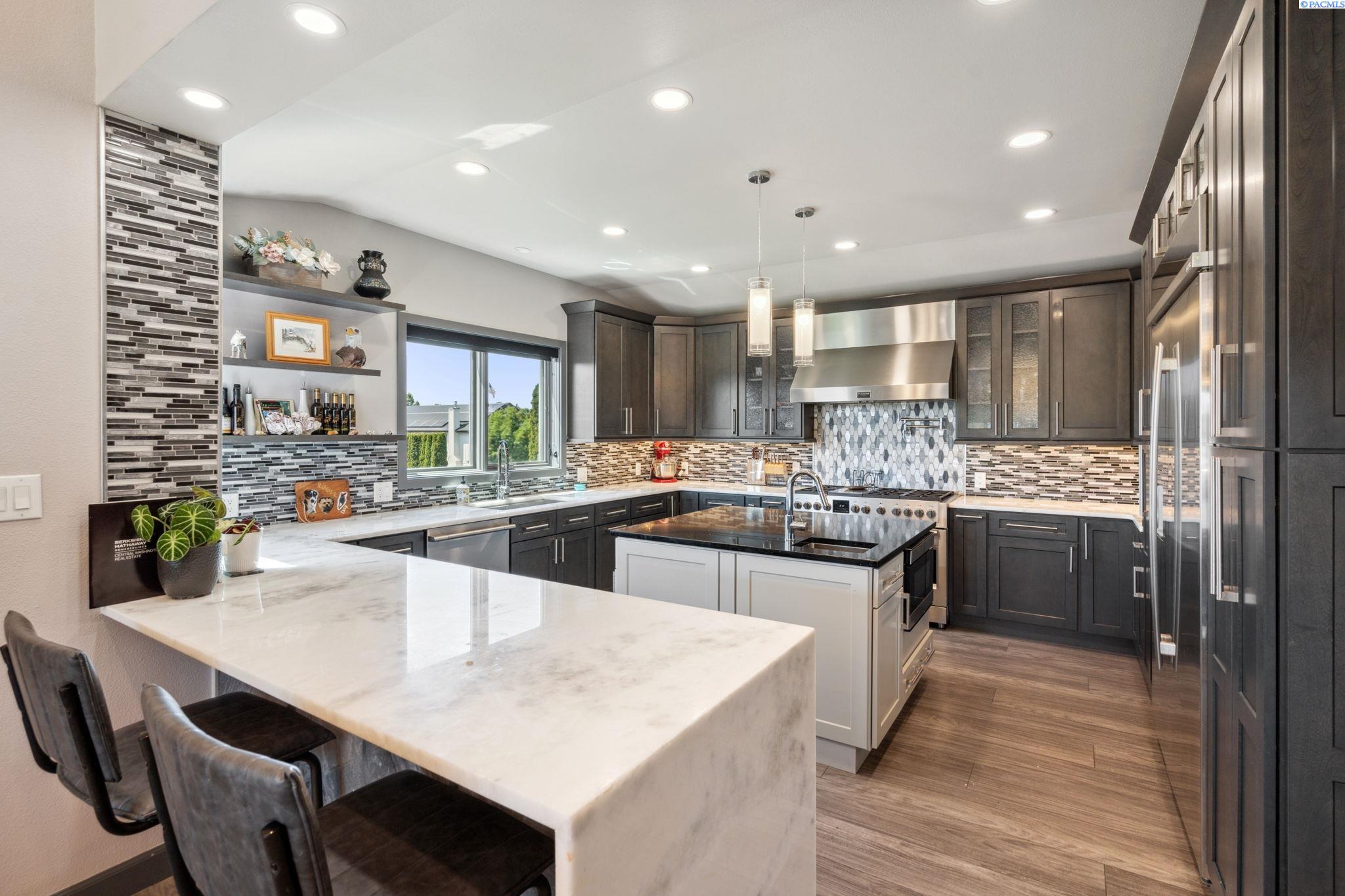 Pasco, Washington 99301, United States, 3 Bedrooms Bedrooms, ,3 BathroomsBathrooms,Residential,Active,150070