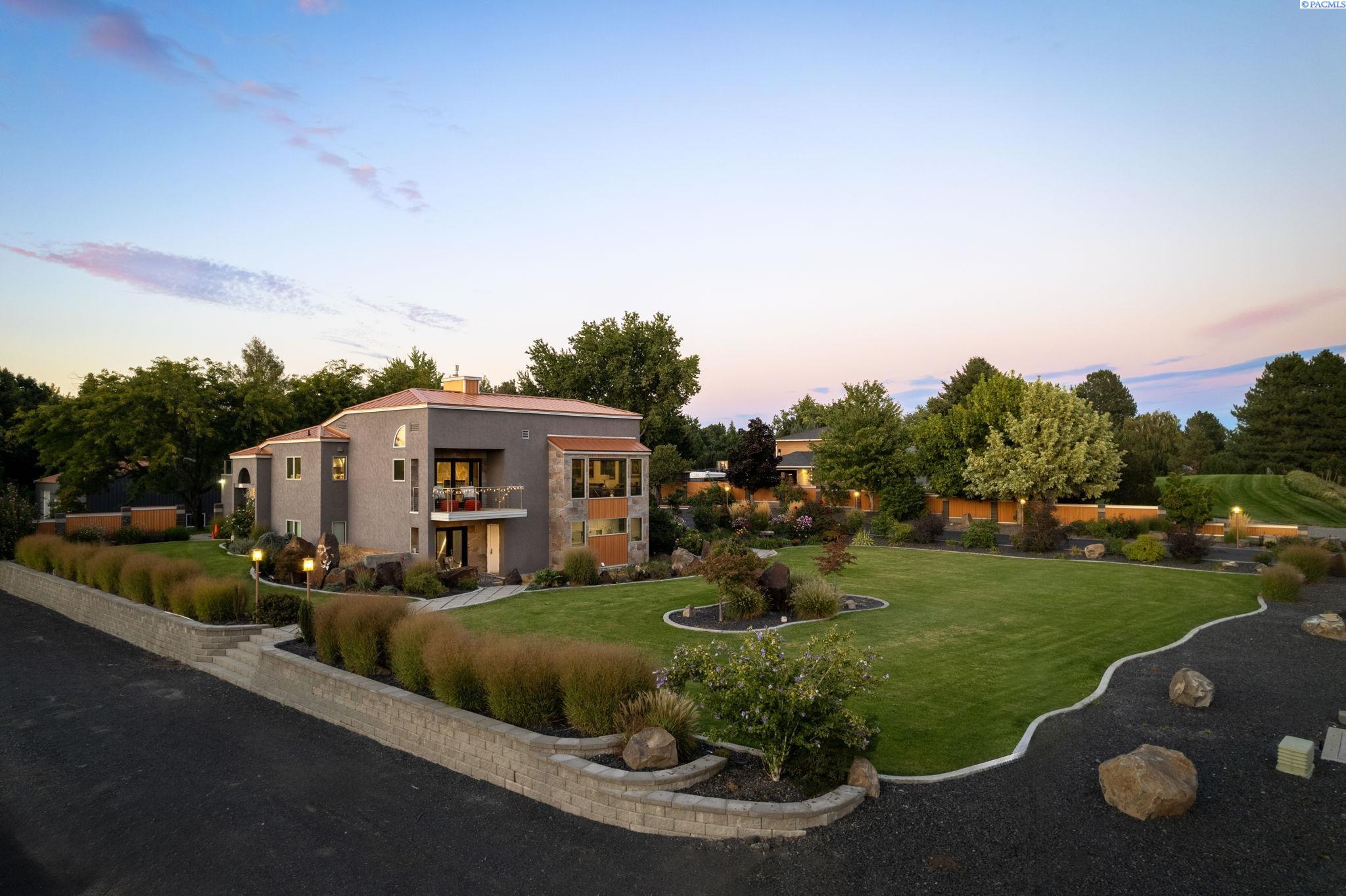 Pasco, Washington 99301, United States, 3 Bedrooms Bedrooms, ,3 BathroomsBathrooms,Residential,Active,150070