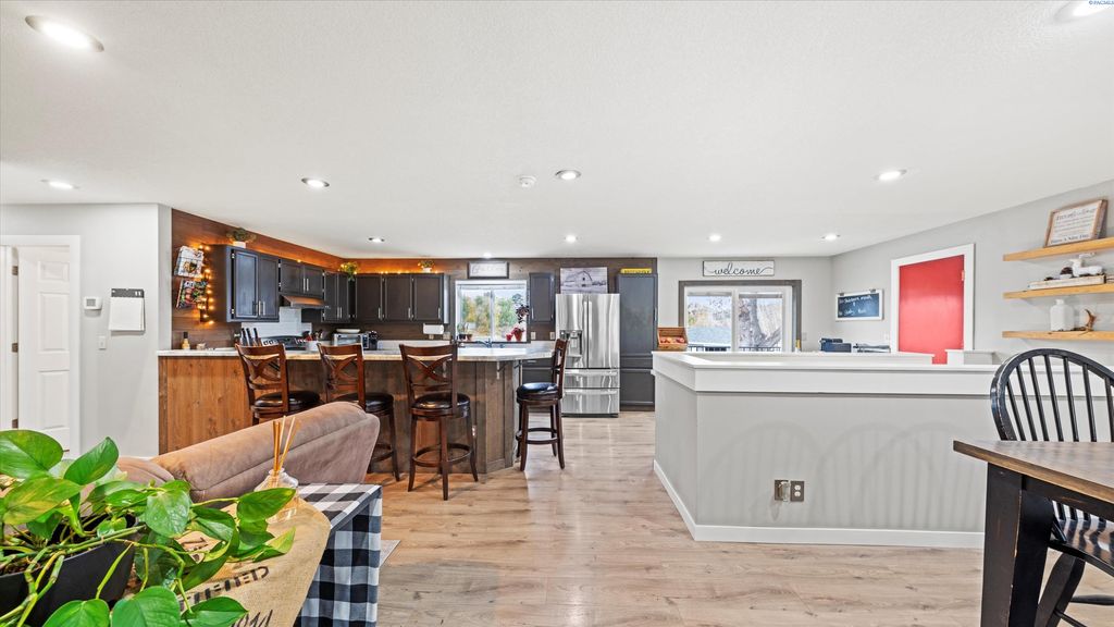 Photo of 2865 Jacob Ct, Kennewick, WA 99338 (MLS # 289171)