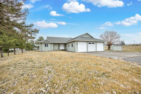 Photo of 4340 Rosencrans Road, West Richland, WA 99353 (MLS # 290733)