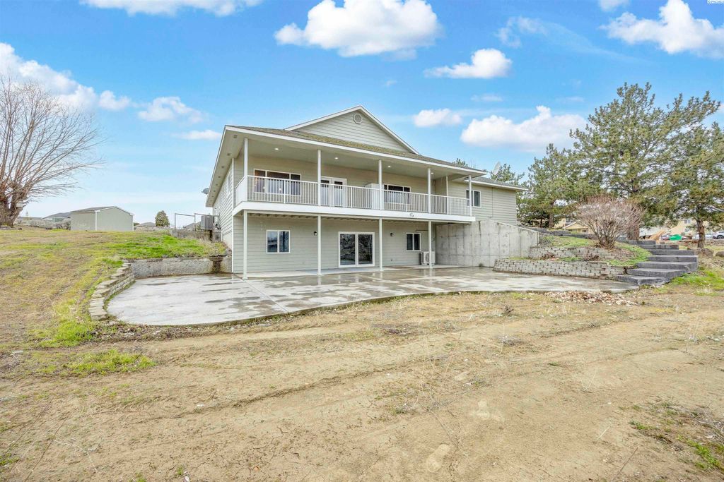Photo of 4340 Rosencrans Road, West Richland, WA 99353 (MLS # 290733)