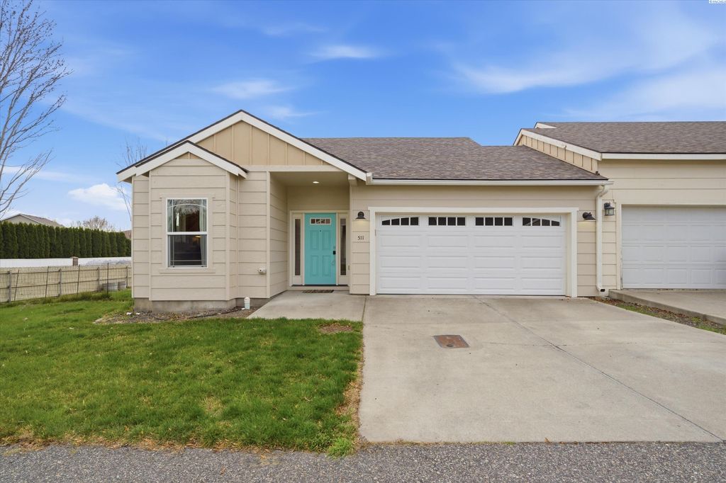 Photo of 511 S Delaware St, Kennewick, WA 99336 (MLS # 291442)