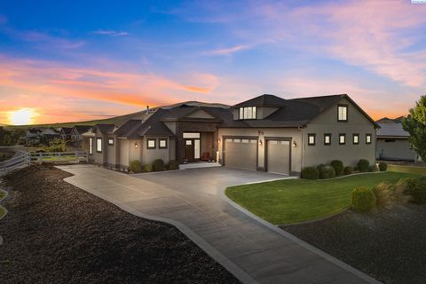 Photo of 3006 N Bermuda Rd, Kennewick, WA 99338 (MLS # 290743)