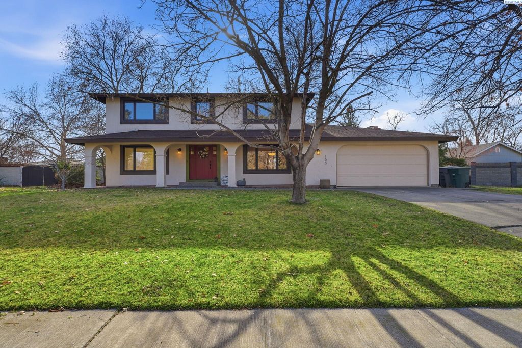 Photo of 105 Spengler St, Richland, WA 99354 (MLS # 290497)