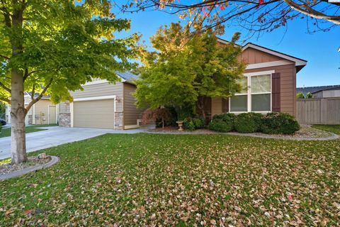 Photo of 5805 W 14th Ave, Kennewick, WA 99338 (MLS # 288278)