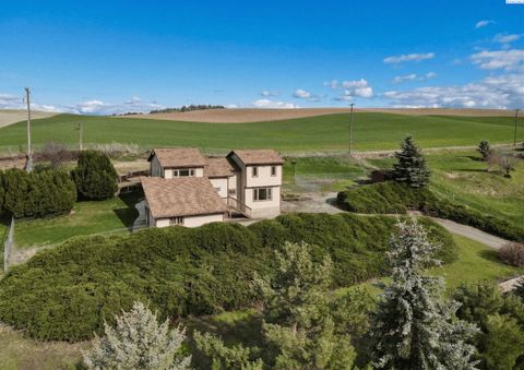 Photo of 1890 SE Johnson Avenue, Pullman, WA 99163 (MLS # 291754)