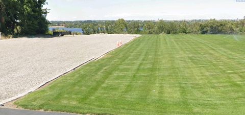 Photo of KNA W Yellowstone Ave, Kennewick, WA 99336 (MLS # 289693)
