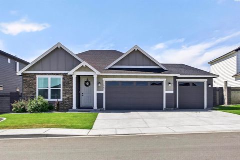 Photo of 7963 Fortress St, West Richland, WA 99353 (MLS # 293372)