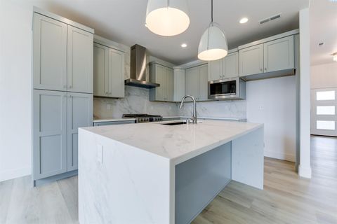 Photo of 1656 Palermo Ave, Richland, WA 99352 (MLS # 291057)