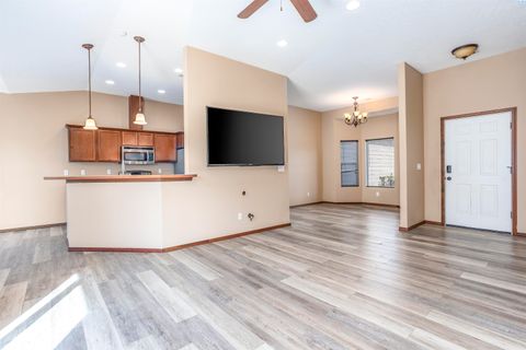 Photo of 615 N Larkspur Drive, Othello, WA 99344 (MLS # 287892)