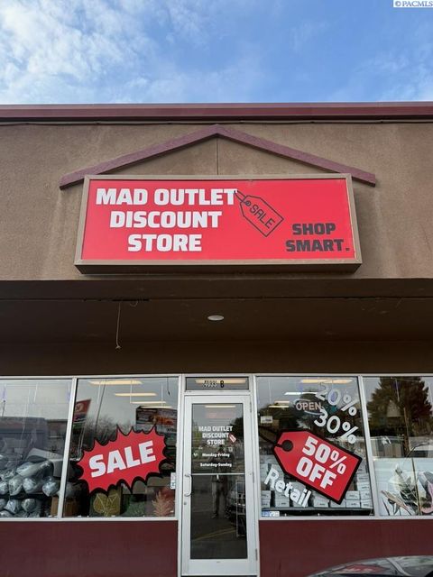 Photo of 4033 W Van Giesen St #B, West Richland, WA (MLS # 289685)