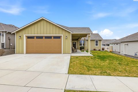 Photo of 3782 S Taft Street, Kennewick, WA 99338 (MLS # 291209)
