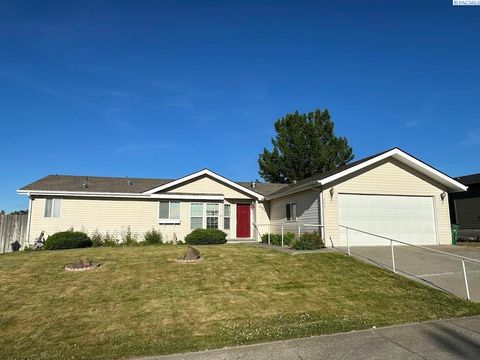 Photo of 304 N Hauser Ave, Colfax, WA 99111 (MLS # 293571)