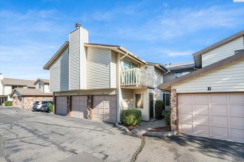 Photo of 560 Spengler St, Richland, WA 99352 (MLS # 288491) Photo of 560 Spengler St, Richland, WA 99352 (MLS # 288491)