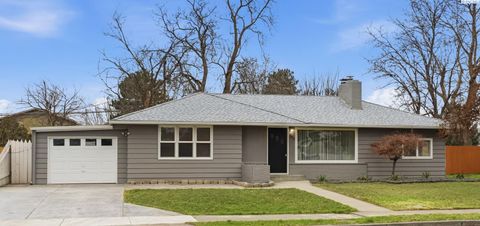 Photo of 511 N Fisher, Kennewick, WA 99336 (MLS # 290545)